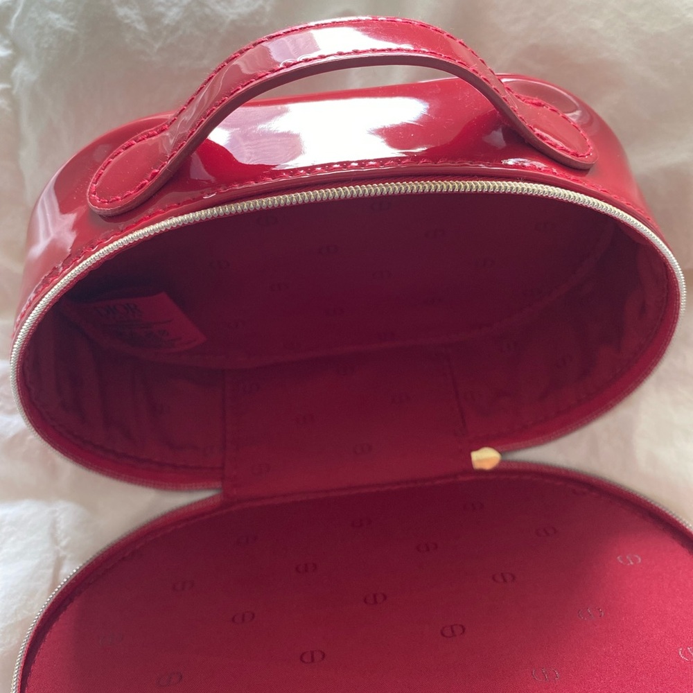 Dior Red Patent Cosmetic Bag with Embossed Logo - Picture 2 of 6
